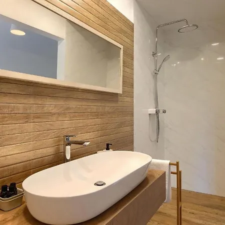 3 Bedroomcozy In بيت للعطل