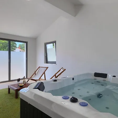 3 Bedroomcozy In بيت للعطل *