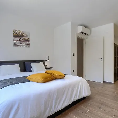 3 Bedroomcozy In * بازين